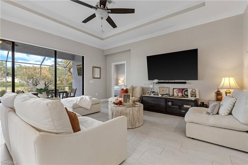 11546 Onyx CIR photo 2