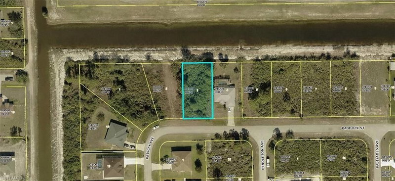 105 Paddock ST photo 1