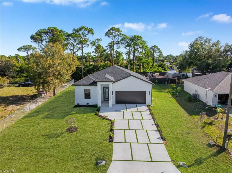 5008 Obispo CIR photo 1