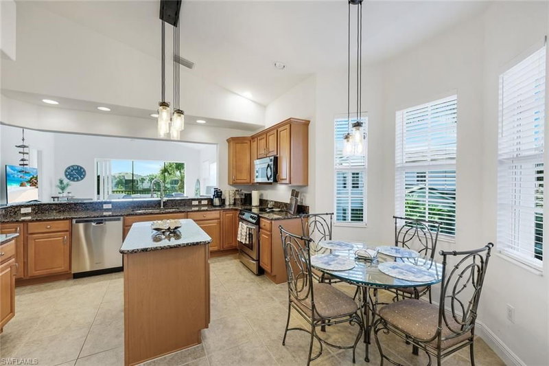 19600 Marino Lake CIR photo 5