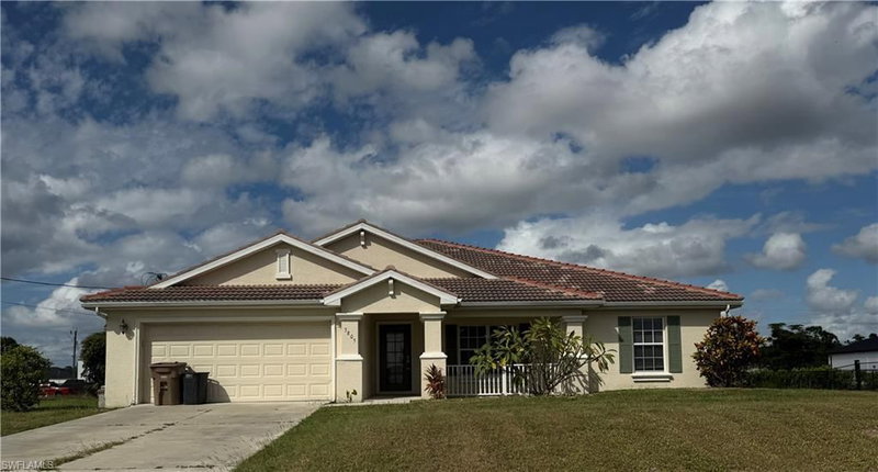 3805 41st LN photo 1
