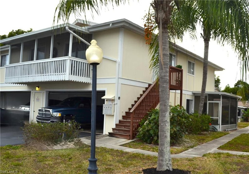 5839 Vancouver CIR photo 1