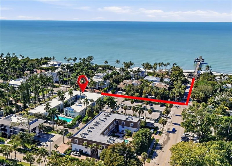 1295 Gulf Shore BLVD S photo 1