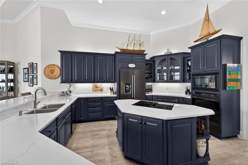 15411 Catalpa Cove LN photo 3