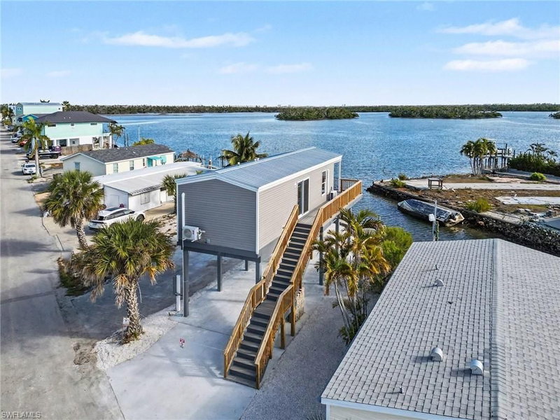 69 Emily LN photo 2