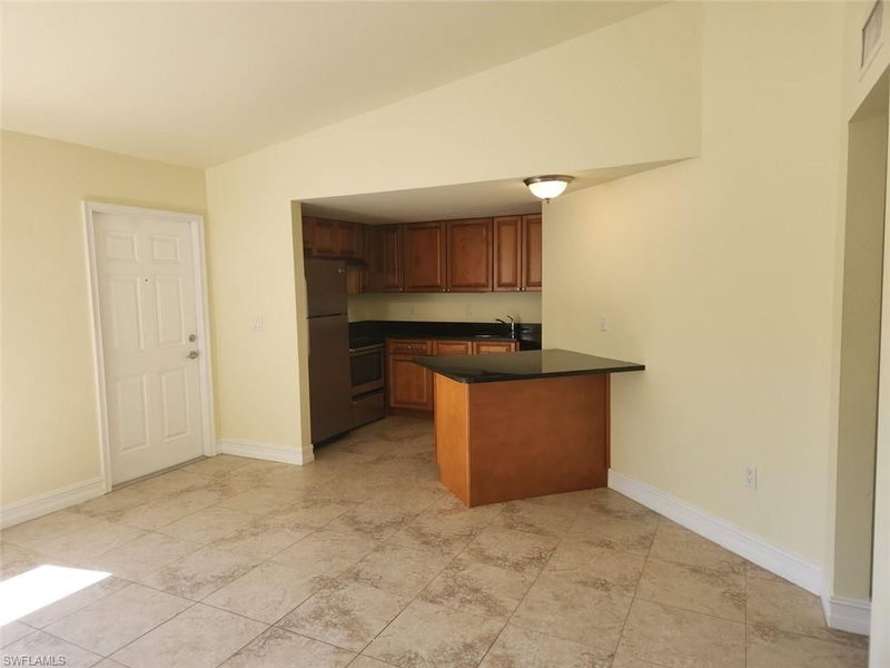 3175 Royalston AVE photo 2