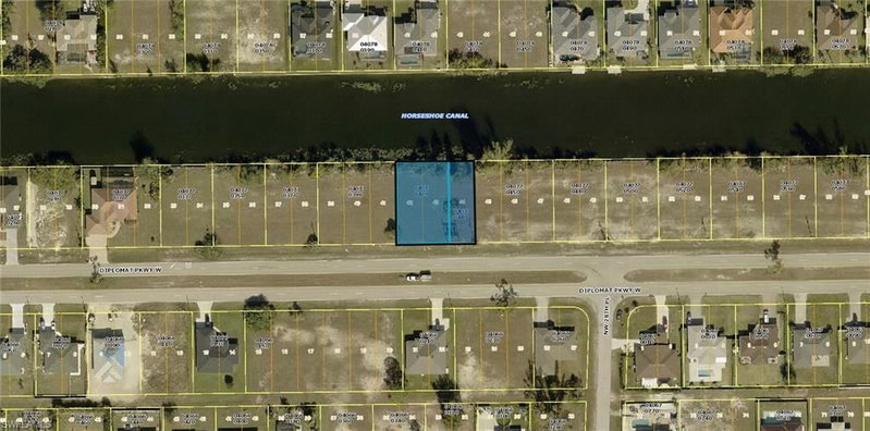 2841 & 2839 Diplomat PKWY W photo 1