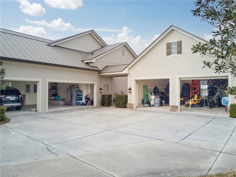 2131 Silk Bay BLVD photo 4