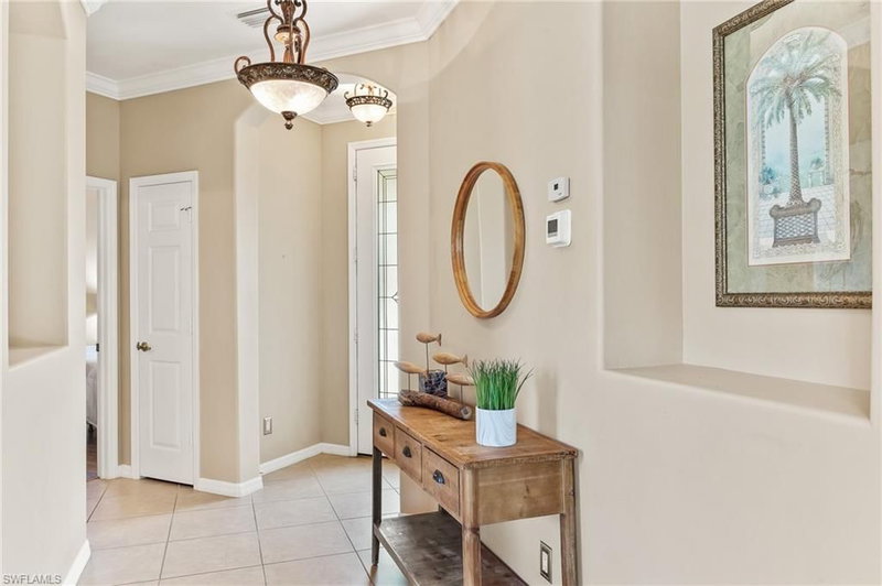 10614 Camarelle CIR N photo 2