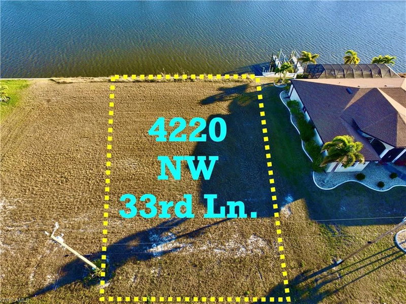 4220 33rd LN photo 1
