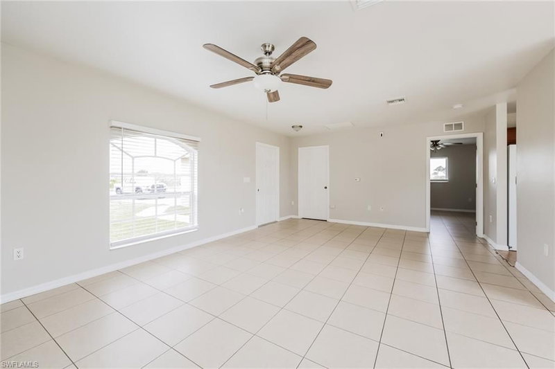 2900 73rd ST W photo 4