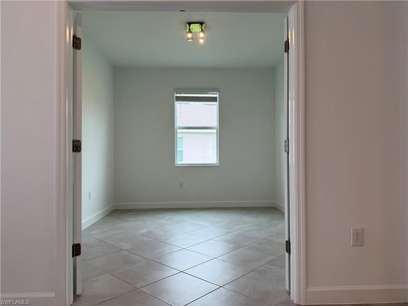 20821 Copperhead DR photo 3