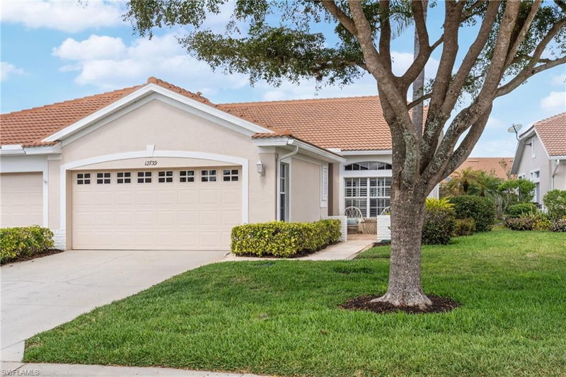 12739 Devonshire Lakes CIR photo 2