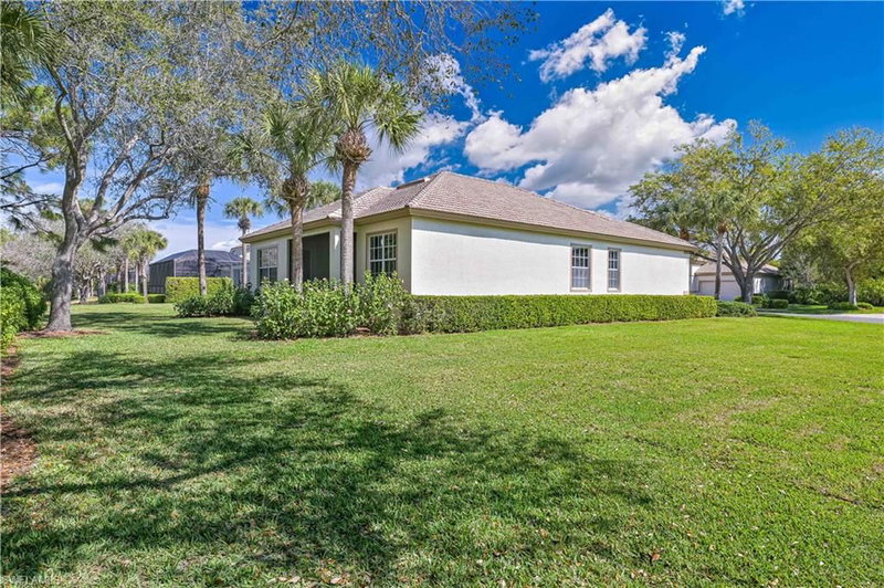 5582 Whispering Willow WAY photo 2