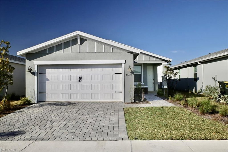 44236 Frontier DR photo 1