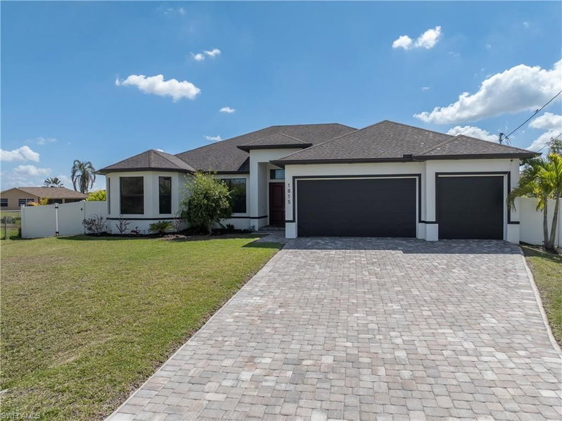 1815 29th AVE photo 1
