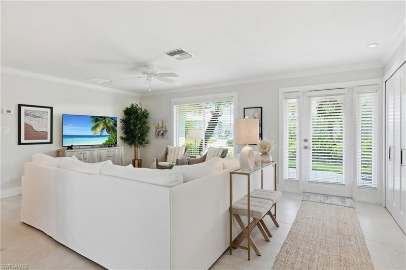 20 Bayview BLVD photo 4