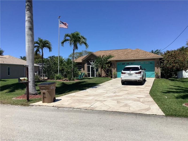 2307 44th ST photo 1