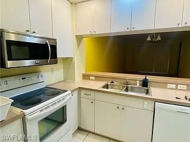 1141 Van Loon Commons CIR photo 3
