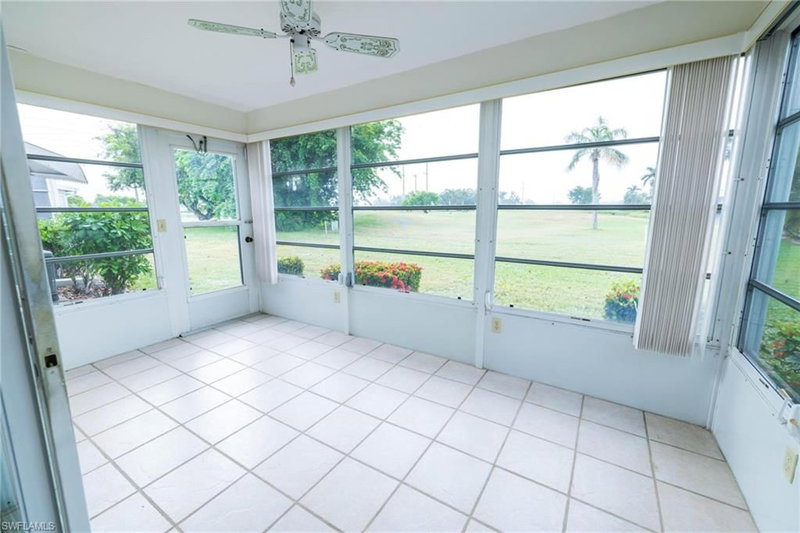 1390 Myerlee Country Club BLVD photo 4