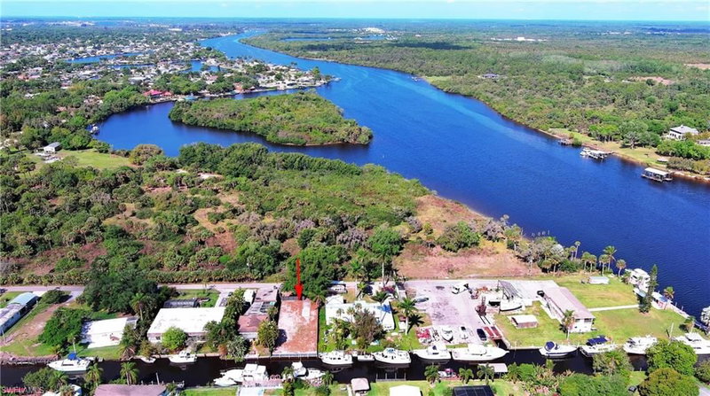 2228 Marina Park DR photo 2