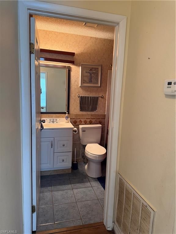 8072 Sandpiper RD photo 4