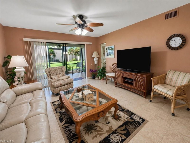 11610 Caravel CIR photo 2