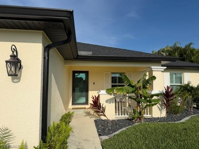 4104 15 AVE photo 1