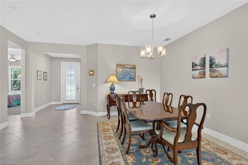 11279 Thurston Chase photo 3