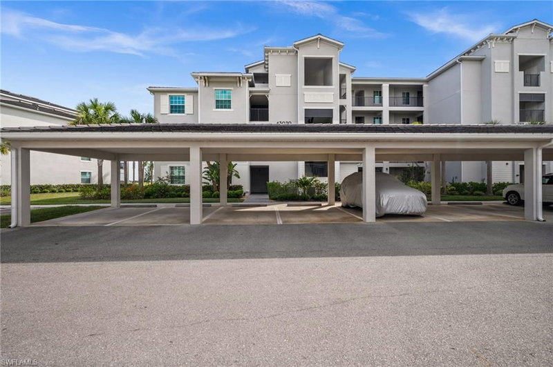 43020 Greenway BLVD photo 2