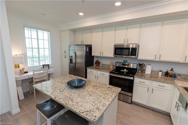 43000 Greenway BLVD photo 4