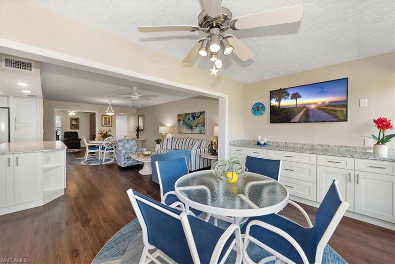 5805 Trailwinds DR photo 2