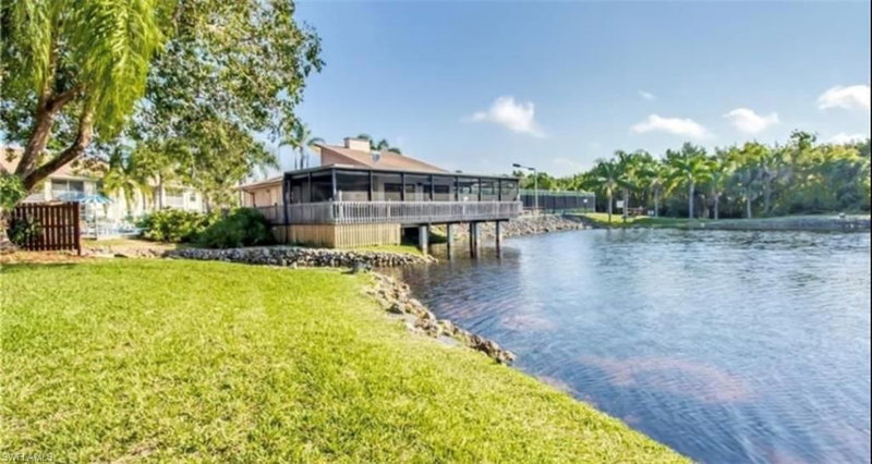 15610 Crystal Lakes DR photo 3