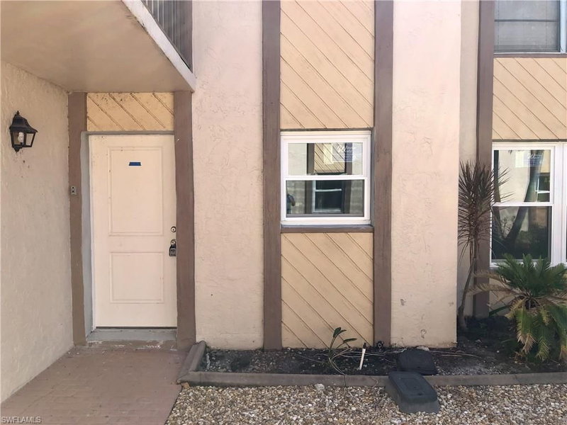 16881 Davis RD photo 3