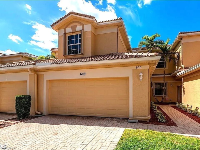 6011 Jonathans Bay CIR photo 1