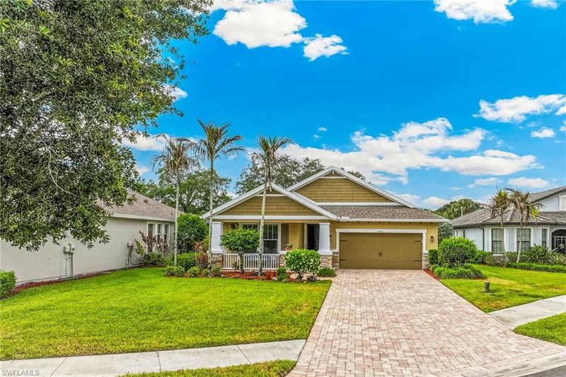 16416 Windsor WAY photo 2