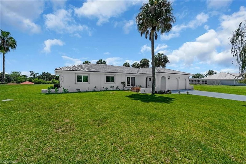 3233 Shell LN photo 2