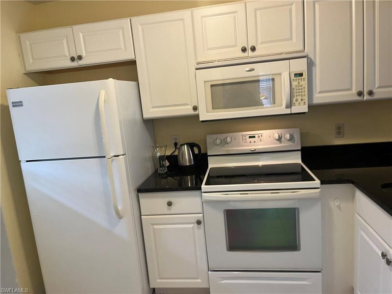 9261 Central Park DR photo 2