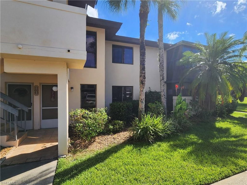 1064 Villa DR photo 1