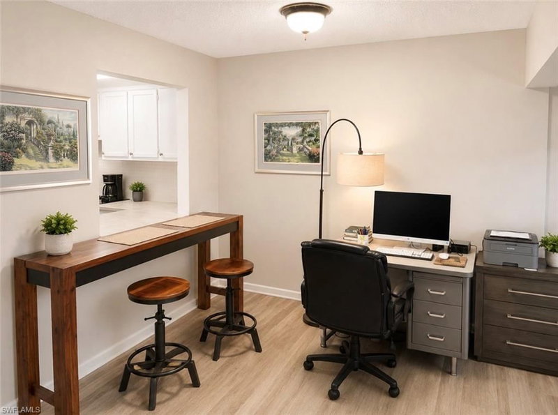 102 Greens BLVD photo 3