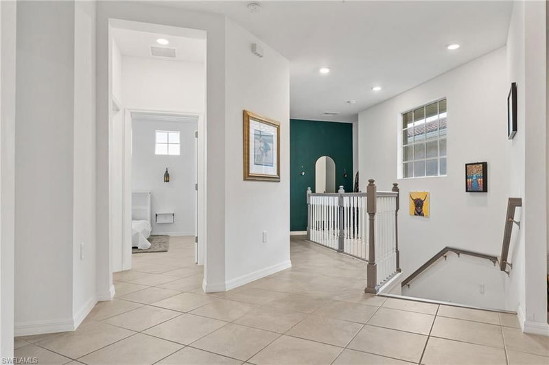 12050 Santaluz DR photo 3