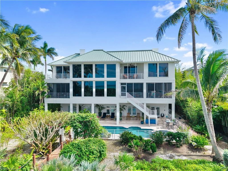 16730 Captiva DR photo 3