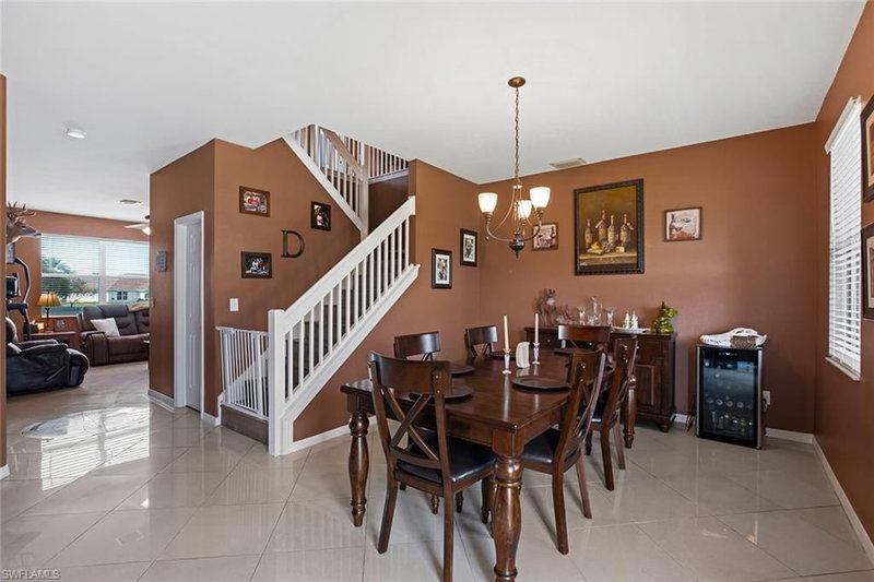 18290 Pine Nut CT photo 3