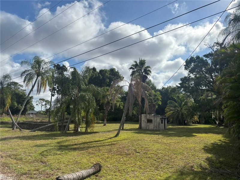 2948 Garden ST photo 3