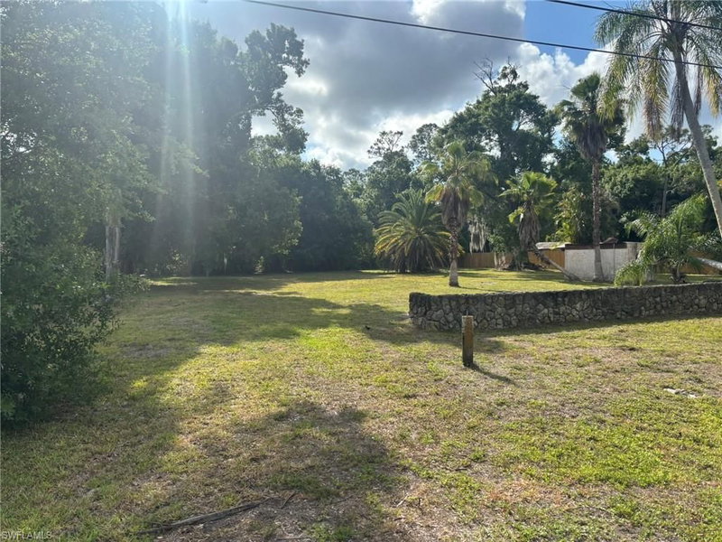 2948 Garden ST photo 4