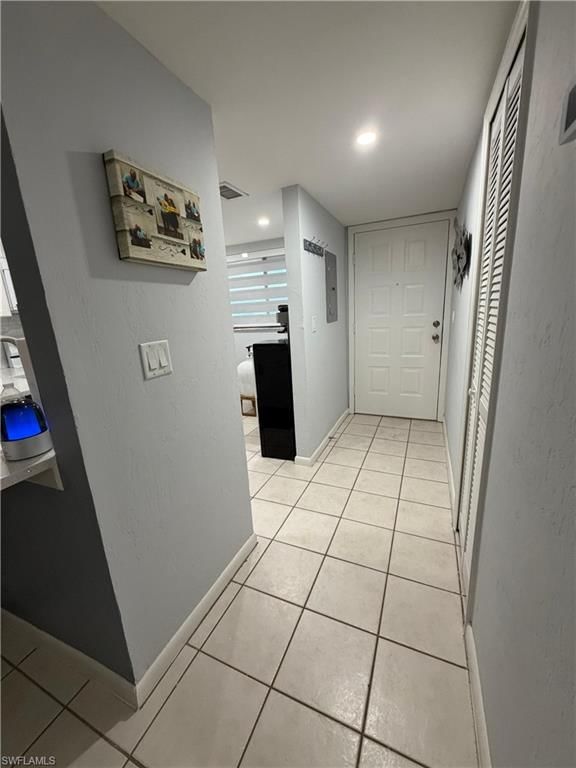 618 Gerald AVE photo 4