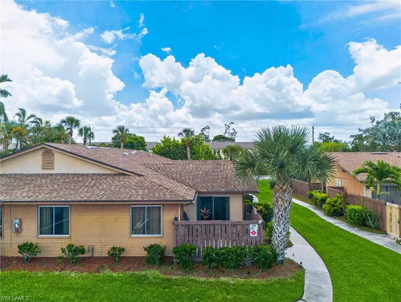 6315 Royal Woods DR photo 2