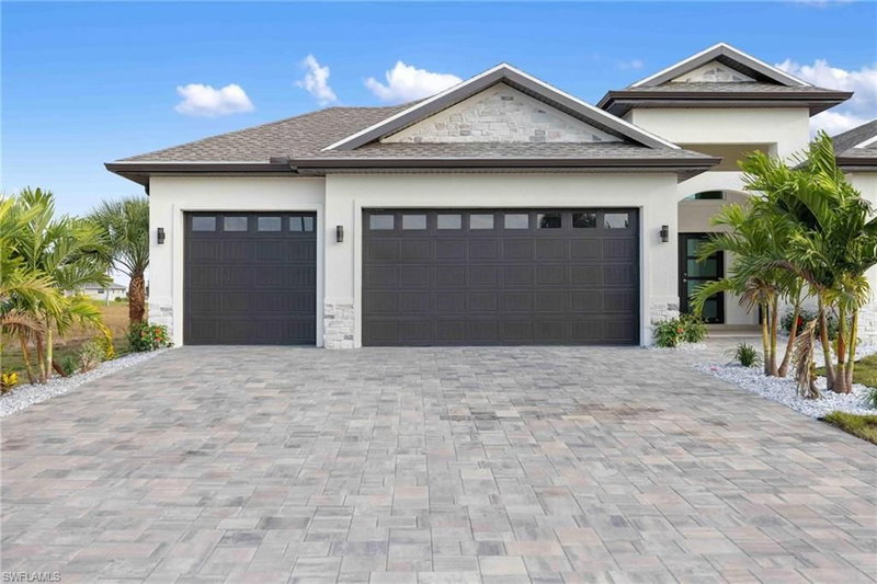 38 Lark DR photo 2