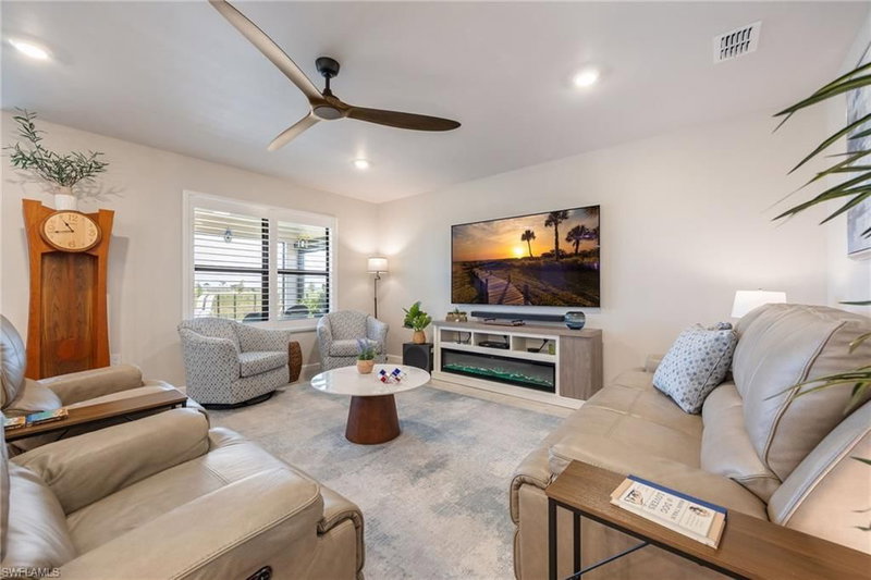 1243 Caloosa Cove DR photo 5