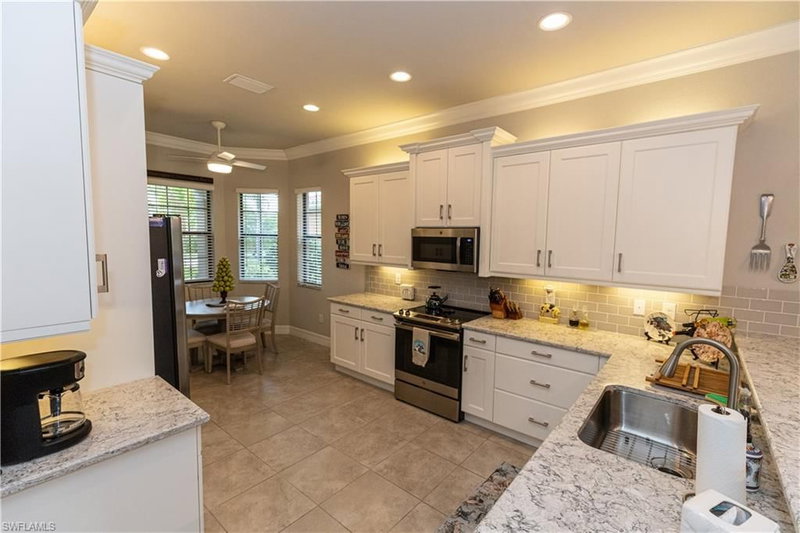 11593 Lakewood Preserve PL photo 3